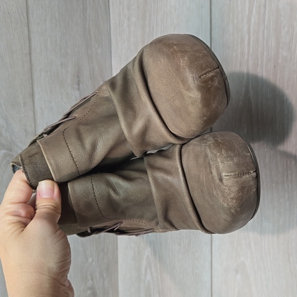 OTBT Women Rhine Lander Ankle Leather Boots heels shoes sz 7M - Picture 4 of 13